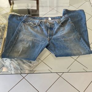 Vintage Levi's 501 Men's Mid Rise Medium Wash Button Fly Straight Leg Jeans